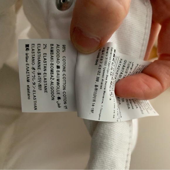 United Color’s of Benetton white wide leg jeans - Picture 8 of 9